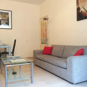 Appartement Place Mozart, Nice