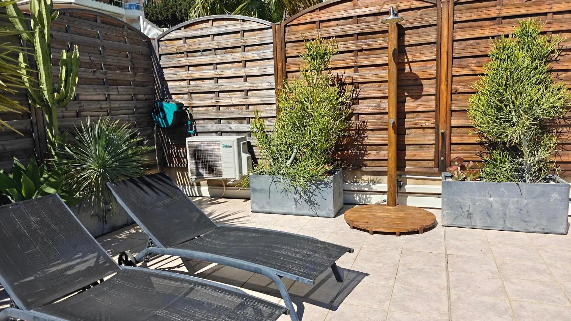 Appartement Toit Terrasse Nice-Ouest Avec Parking, Clim Et Piscine France