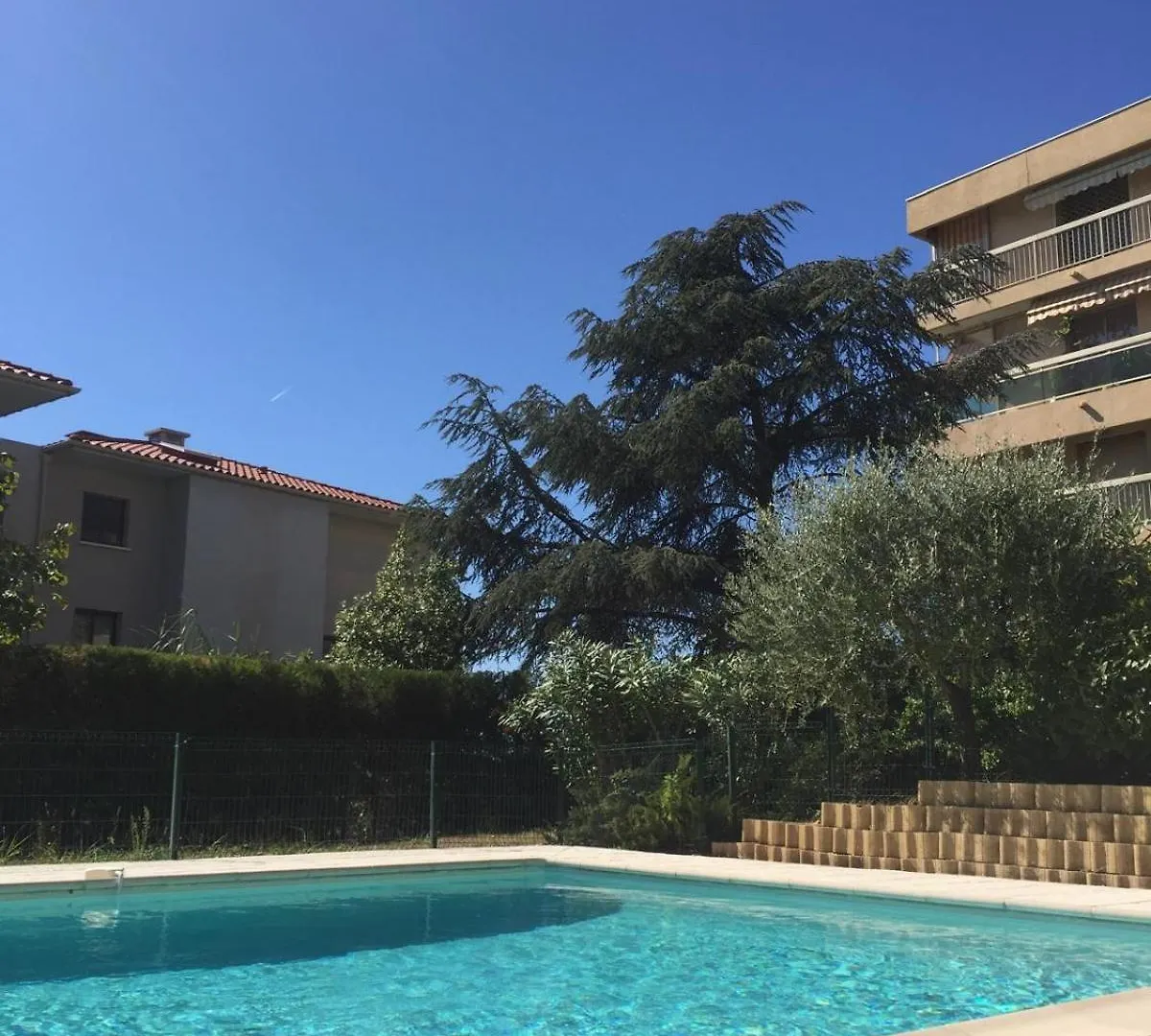 Apartment Appartement Toit Terrasse Nice-Ouest Avec Parking, Clim Et Piscine