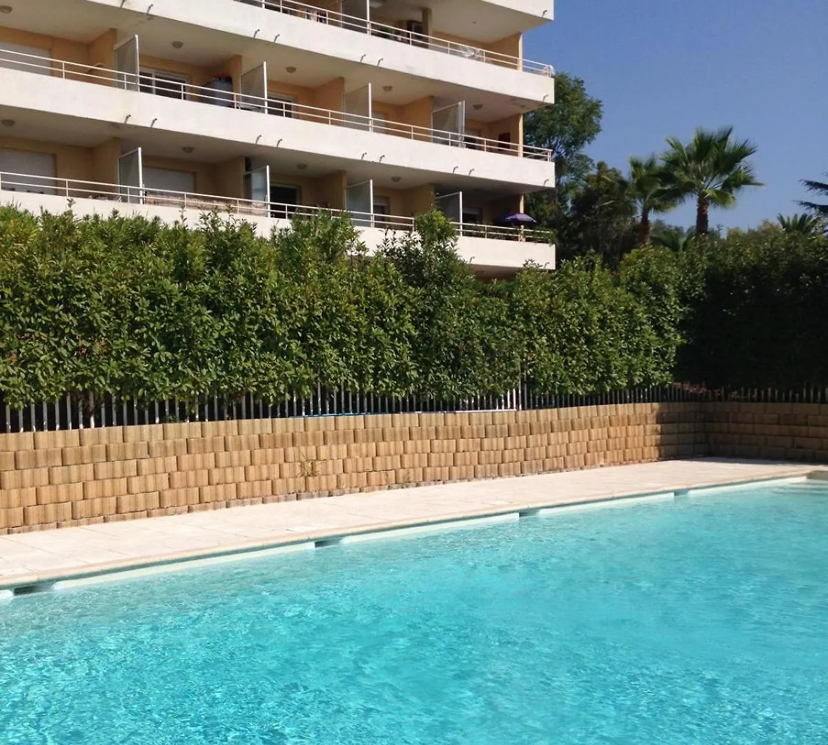 Appartement Toit Terrasse Nice-Ouest Avec Parking, Clim Et Piscine 0*, Nice